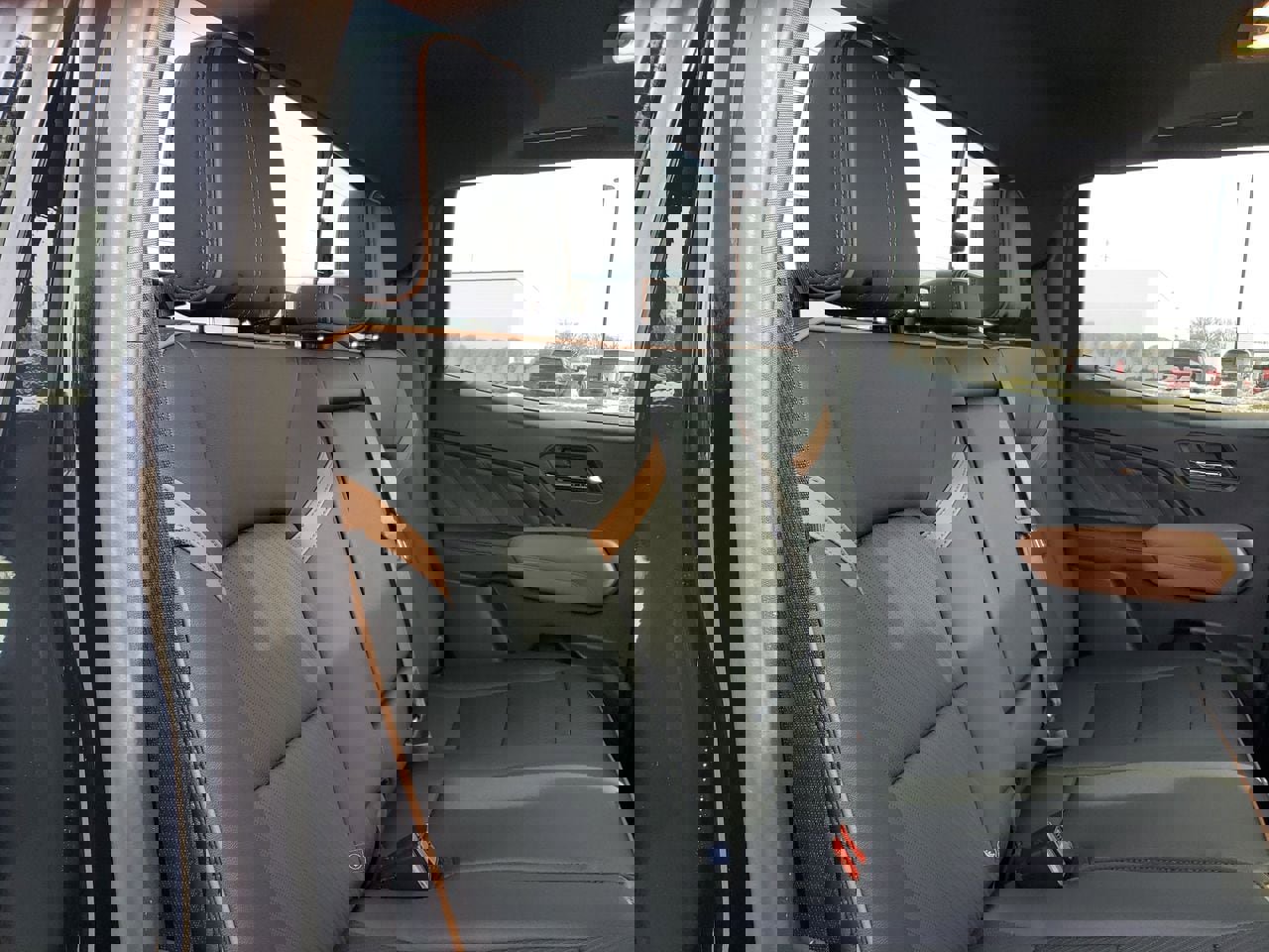 New 2025 GMC Canyon AT4 w/ Nightfall Edition image 64