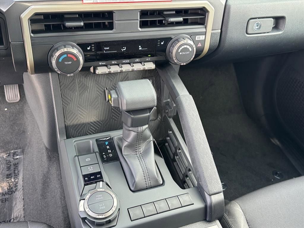 New 2026 Toyota Tacoma SR5 AWD/4WD image 17