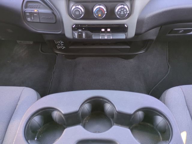 Used 2024 RAM 3500 Big Horn AWD/4WD image 22