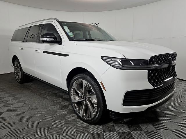 New 2026 Lincoln Navigator L Black Label image 4