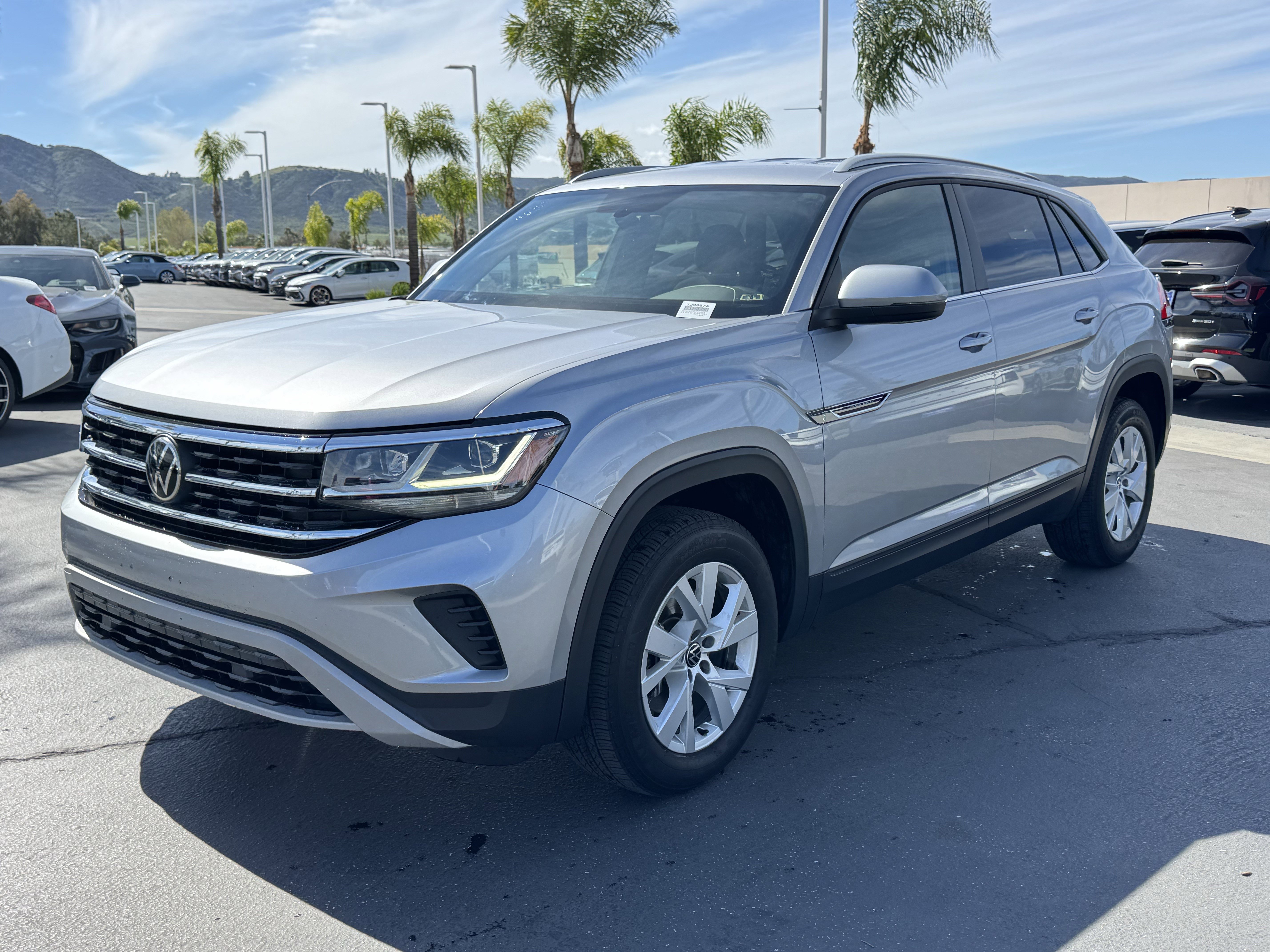 Used 2020 Volkswagen Atlas Cross Sport S image 5
