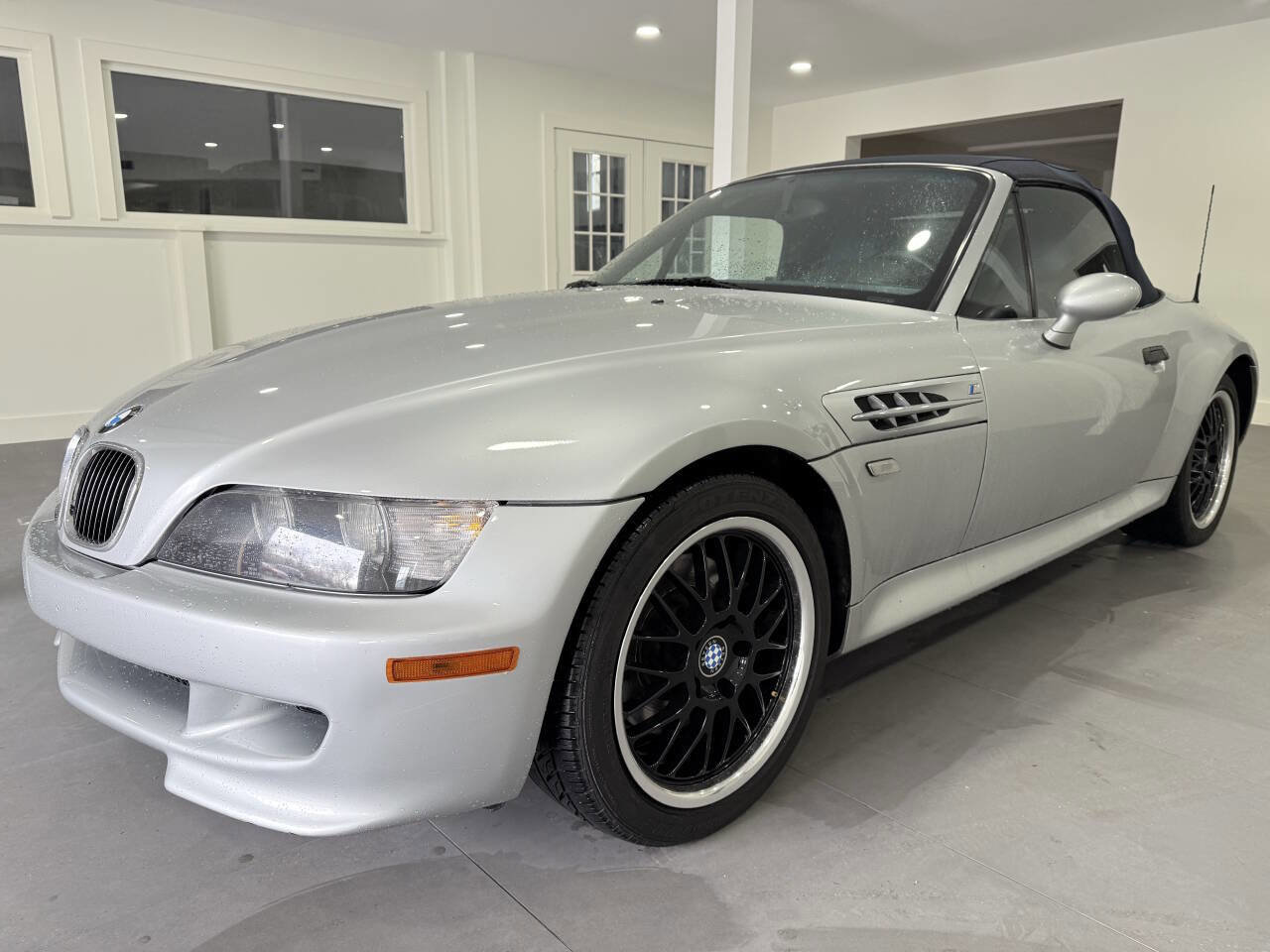 Used 2000 BMW M Roadster RWD image 1