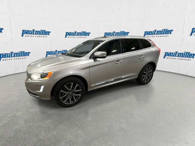 Used 2016 Volvo XC60 T5 Platinum w/ Climate Package FWD image 6