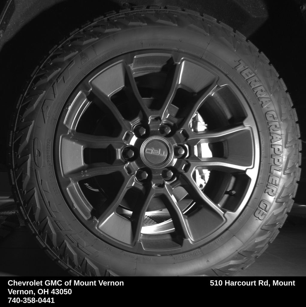 Used 2024 Toyota Tundra Platinum w/ TRD Off-Road Package image 9