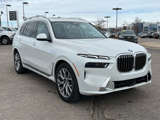 Used 2025 BMW X7 xDrive40i image 9