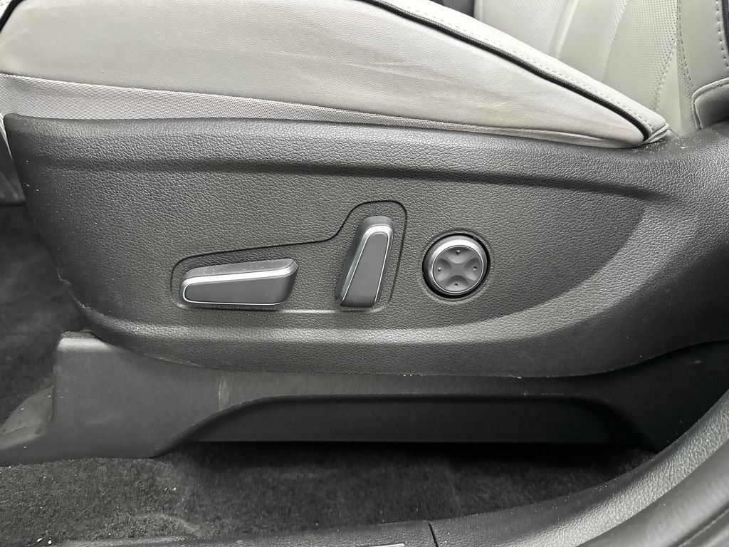 Used 2025 Hyundai Palisade SEL FWD image 10
