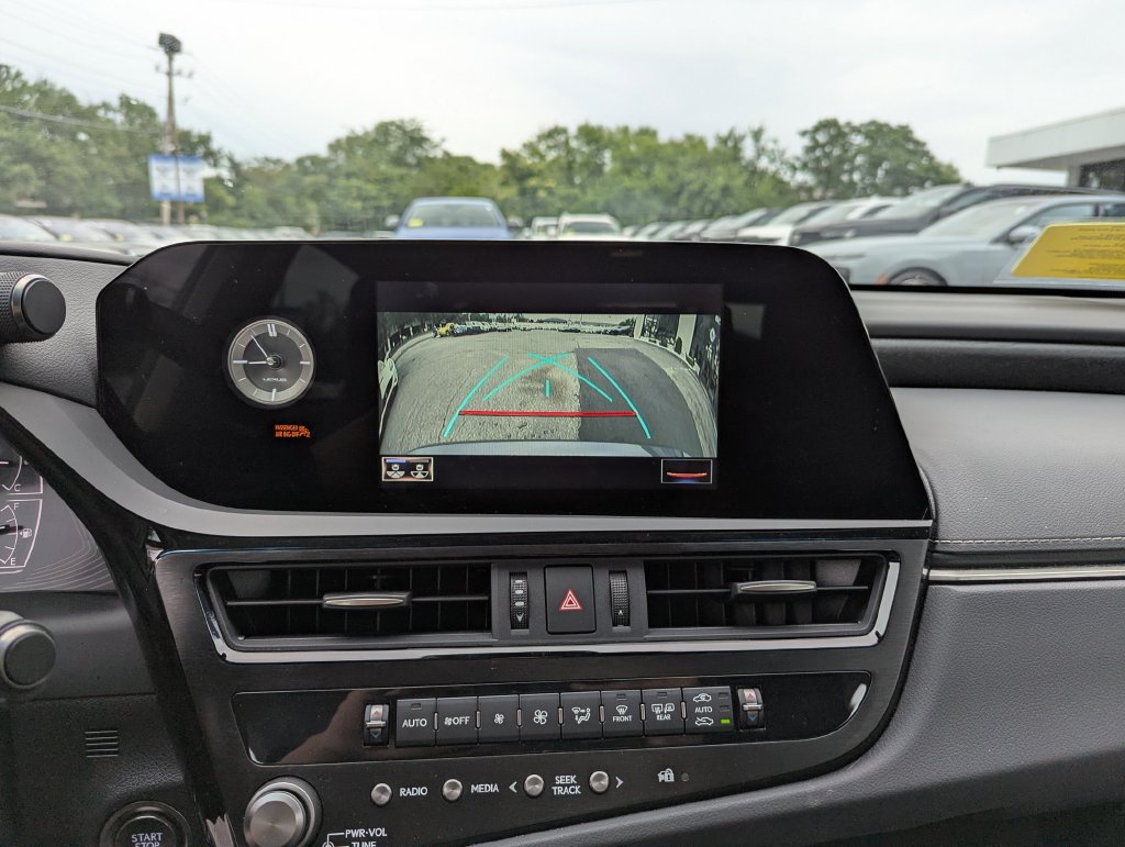 Used 2022 Lexus ES 350 w/ Premium Package FWD image 22