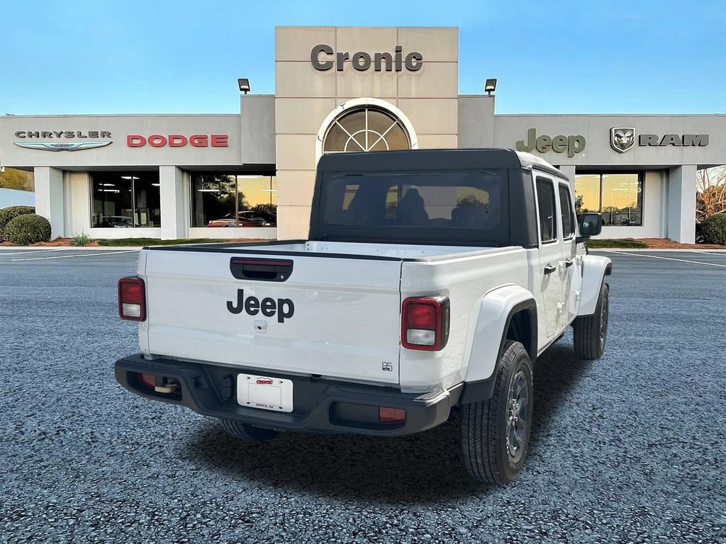 New 2026 Jeep Gladiator Sport AWD/4WD image 3
