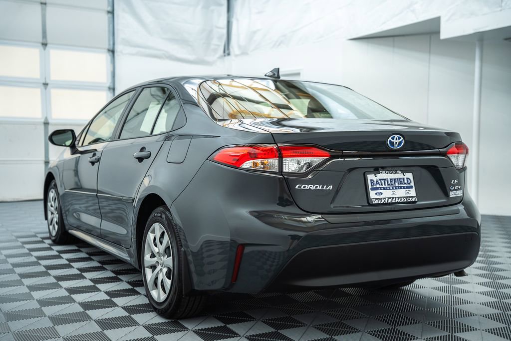 Certified 2025 Toyota Corolla LE image 6