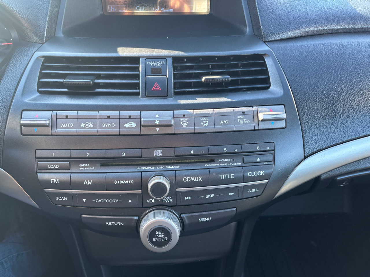 Used 2010 Honda Accord EX-L image 16