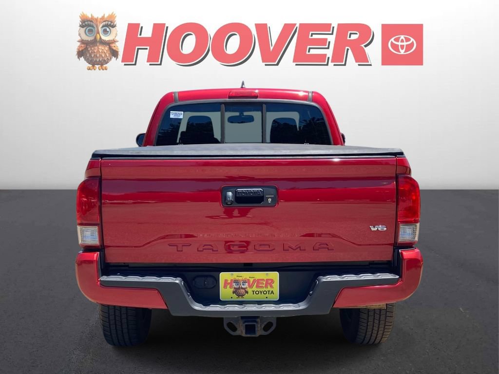 Used 2016 Toyota Tacoma TRD Sport w/ Towing Package RWD image 3