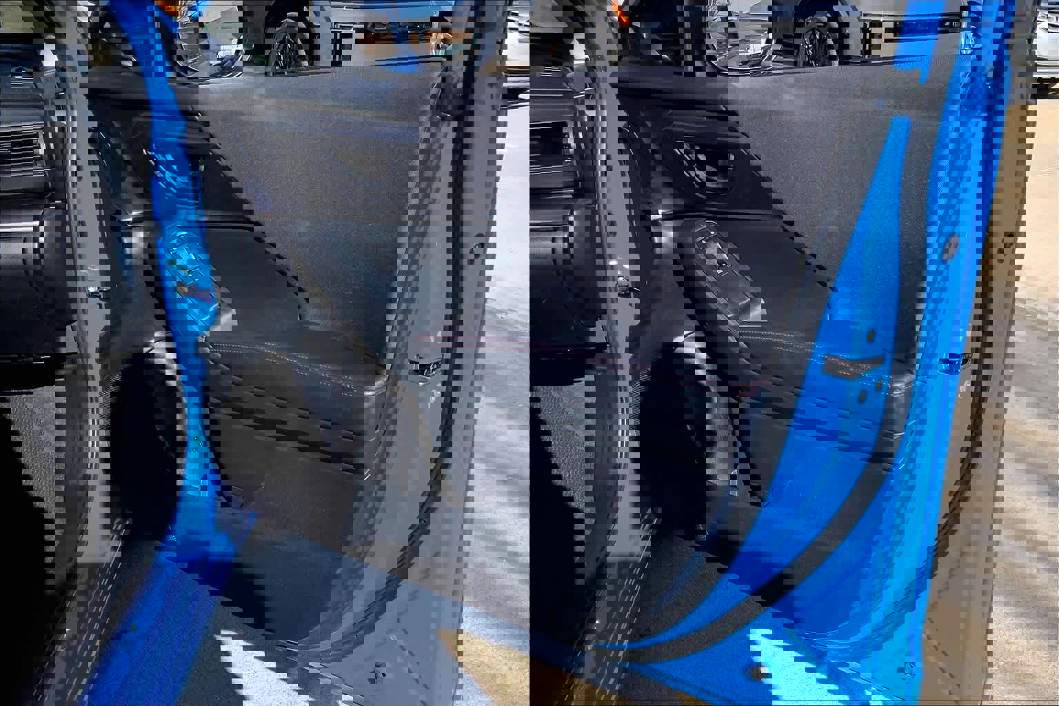 Used 2024 Subaru Impreza 2.0i Sport image 23