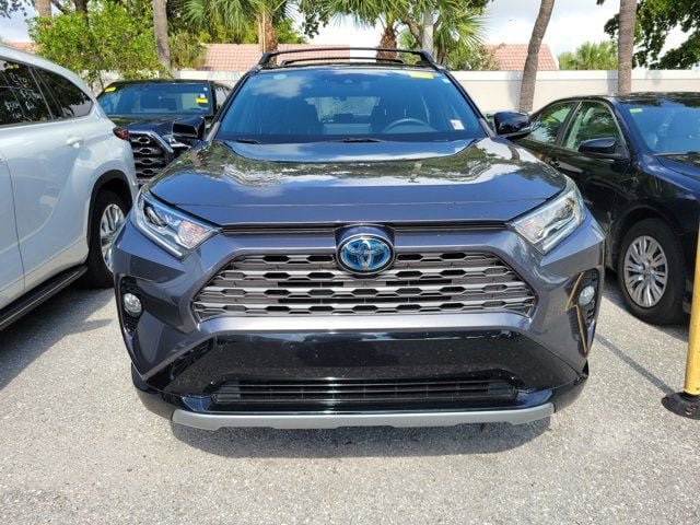 Used 2021 Toyota RAV4 XSE w/ XSE Grade Weather Package AWD/4WD image 2