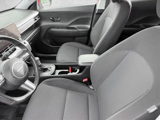 Used 2024 Hyundai Kona SEL image 10