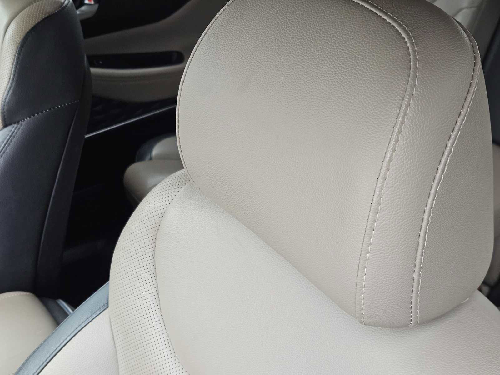 Used 2020 Hyundai Santa Fe SEL image 15