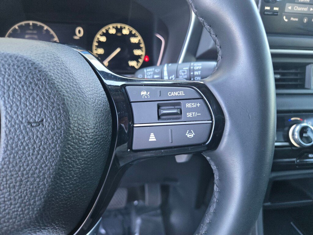 Certified 2025 Honda Pilot EX-L image 23