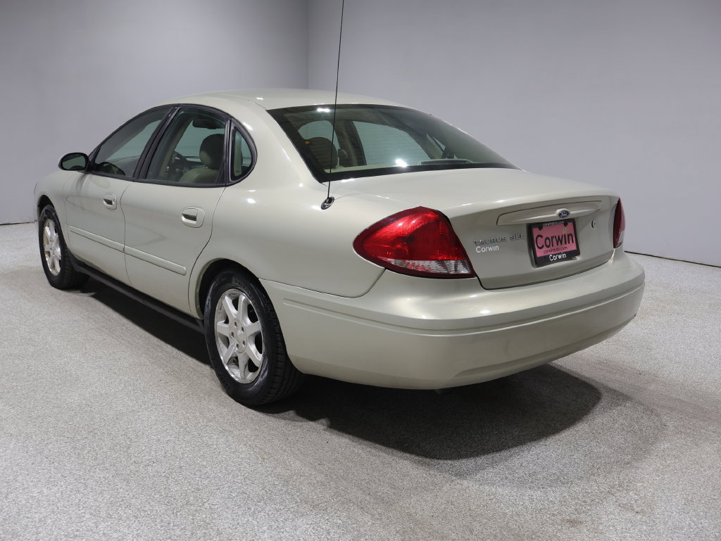 Used 2006 Ford Taurus SEL FWD image 16