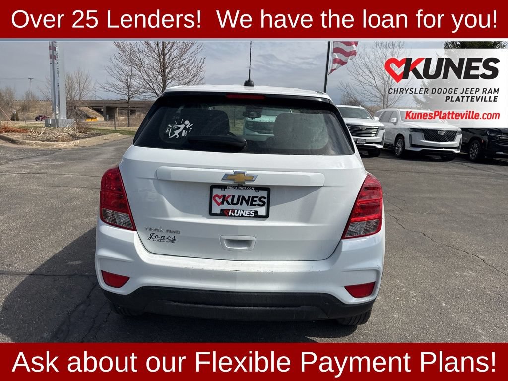 Used 2018 Chevrolet Trax LS AWD/4WD image 15