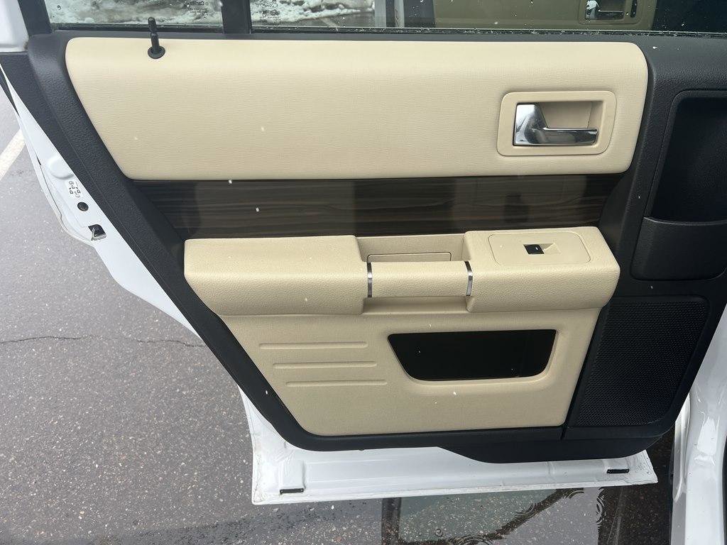 Used 2019 Ford Flex SEL AWD/4WD image 28