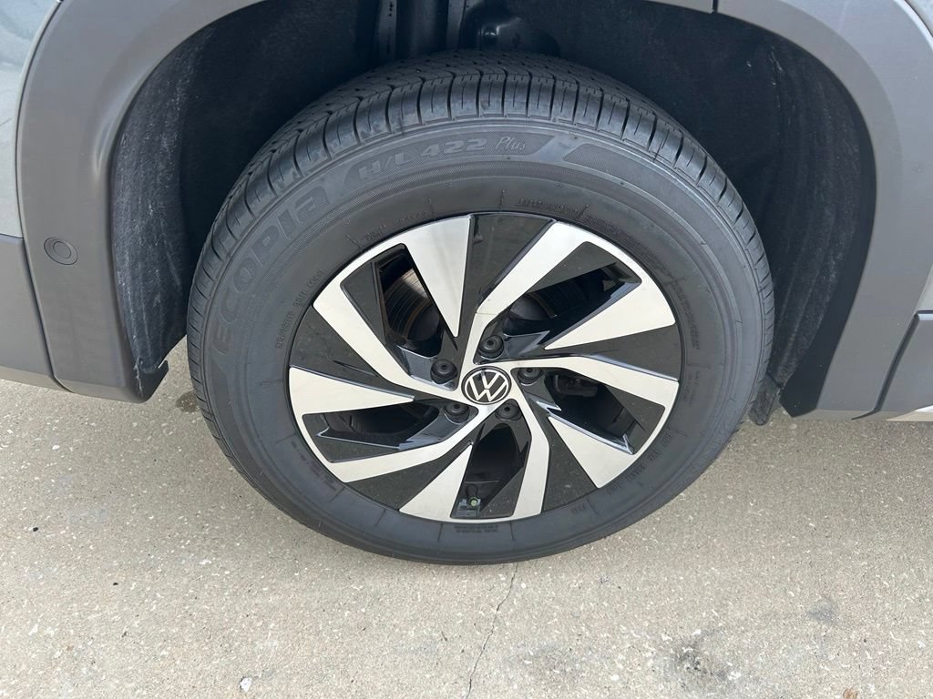 Certified 2026 Volkswagen Tiguan S FWD image 29