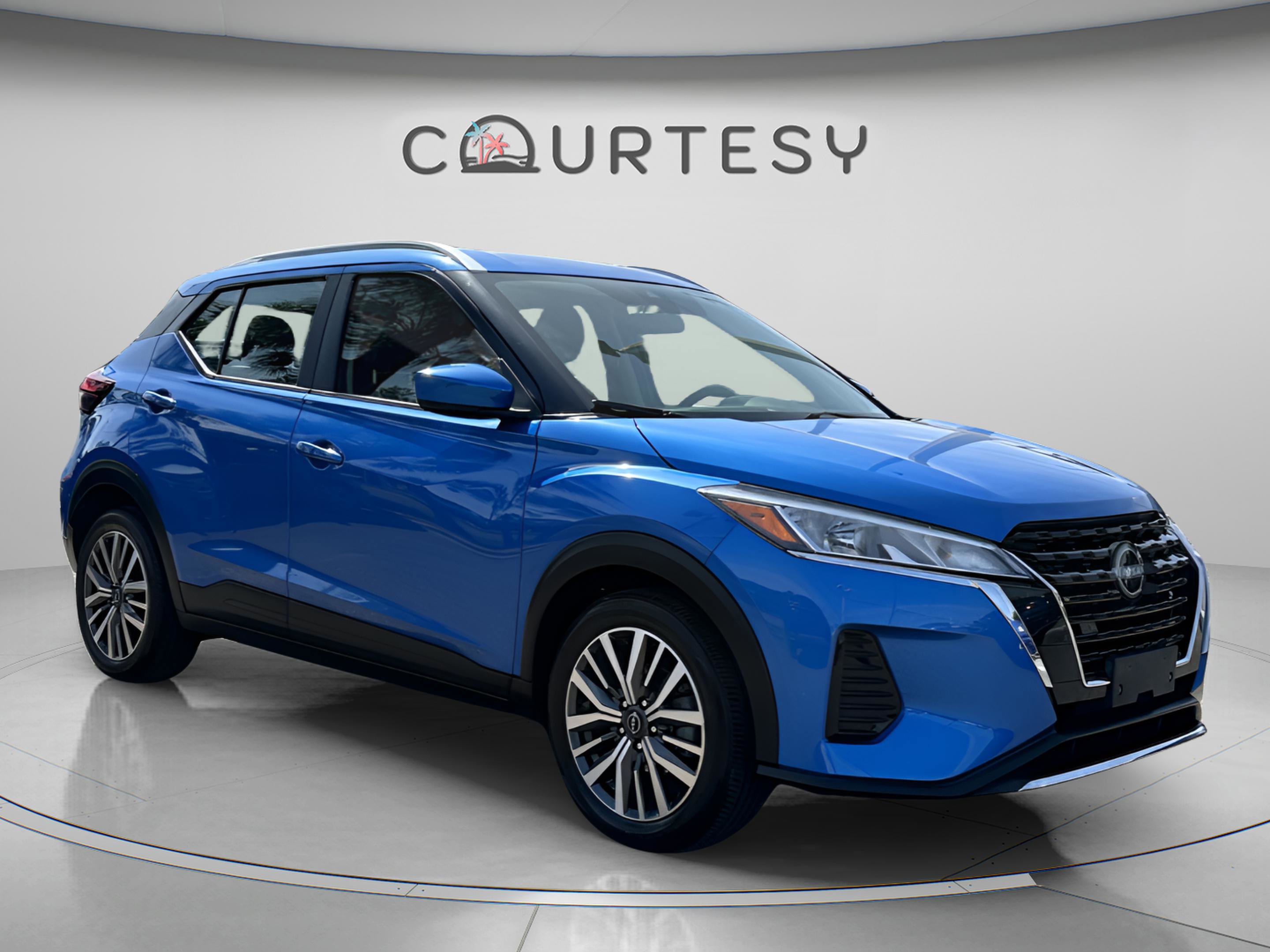 Certified 2024 Nissan Kicks SV image 9