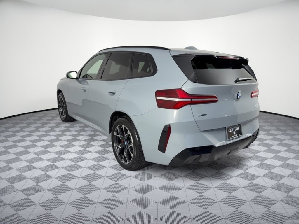 Certified 2025 BMW X3 xDrive30i w/ Premium Package AWD/4WD image 3