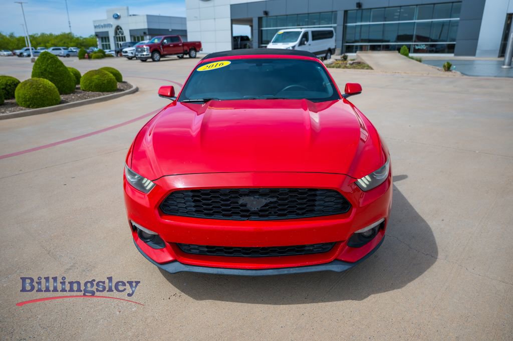 Used 2016 Ford Mustang Premium image 2