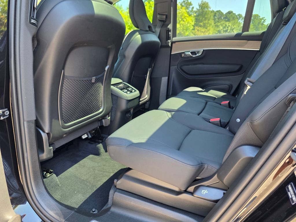 Used 2026 Volvo XC90 B6 Plus AWD/4WD image 28