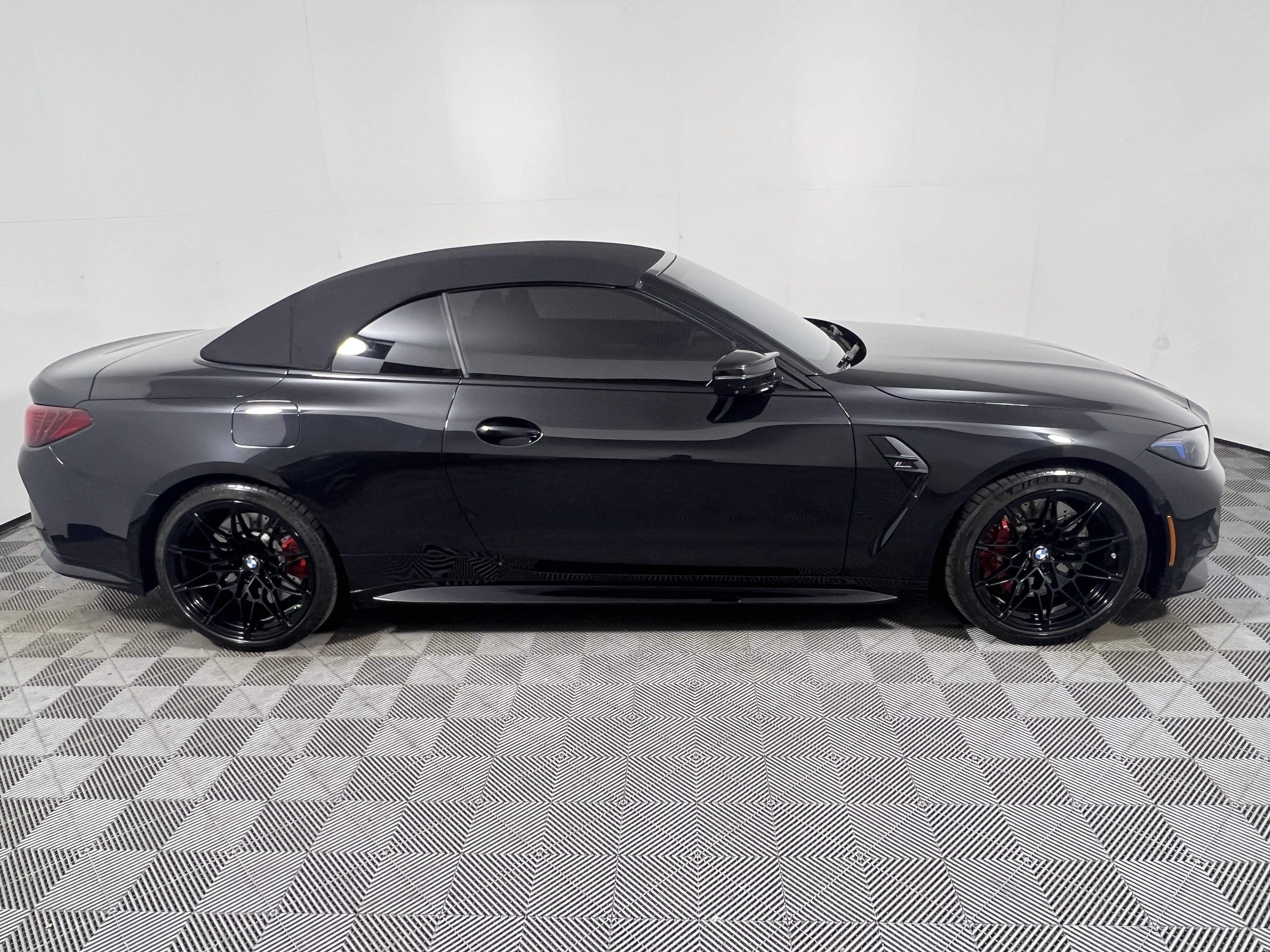 Used 2025 BMW M4 xDrive Competition w/ Executive Package AWD/4WD image 6