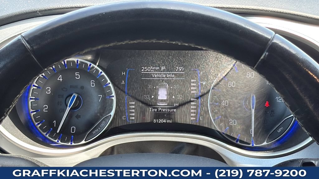 Used 2020 Chrysler Pacifica Touring-L w/ Premium Audio Group FWD image 20