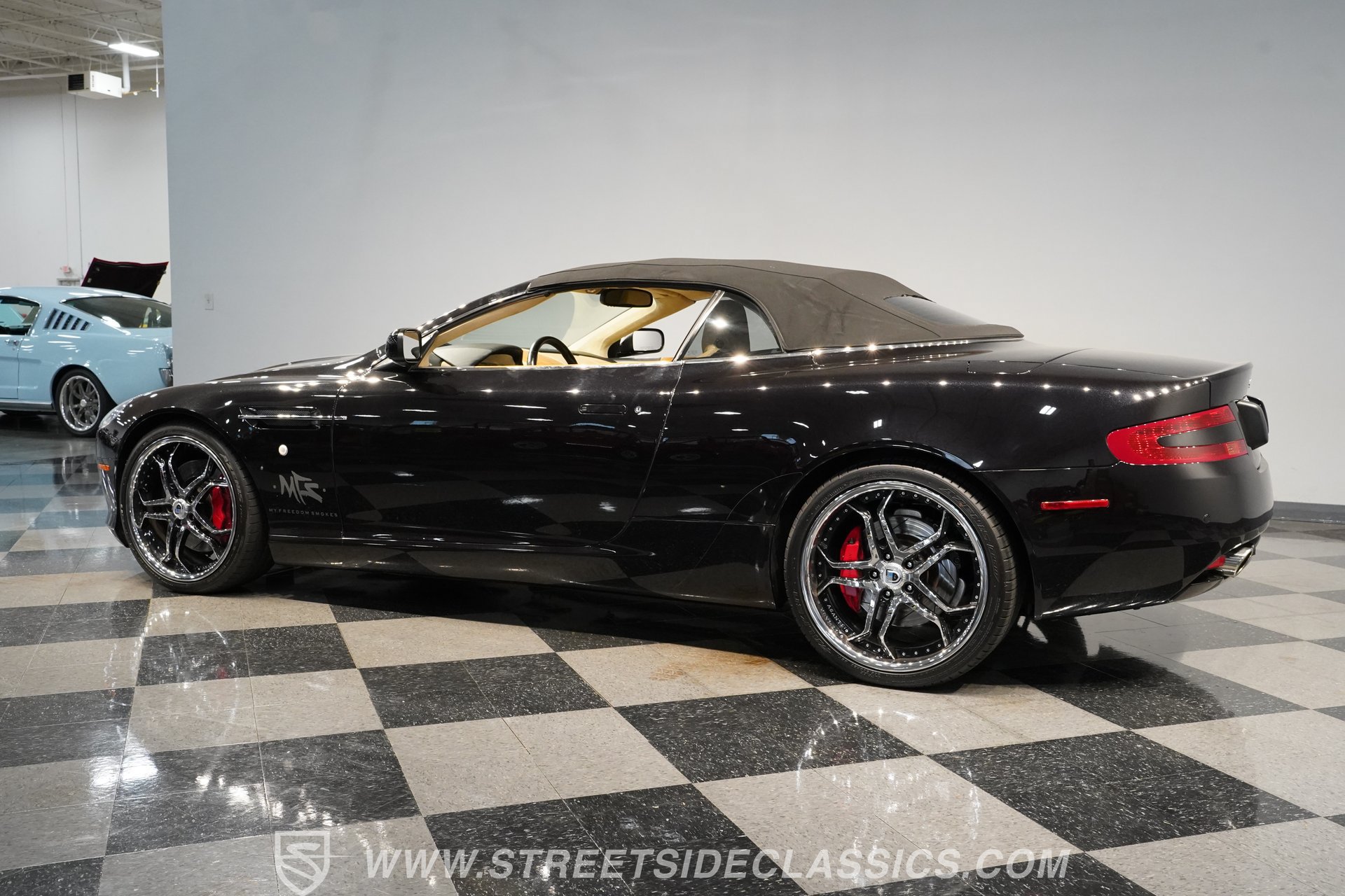 Used 2007 Aston Martin DB9 Volante RWD image 9