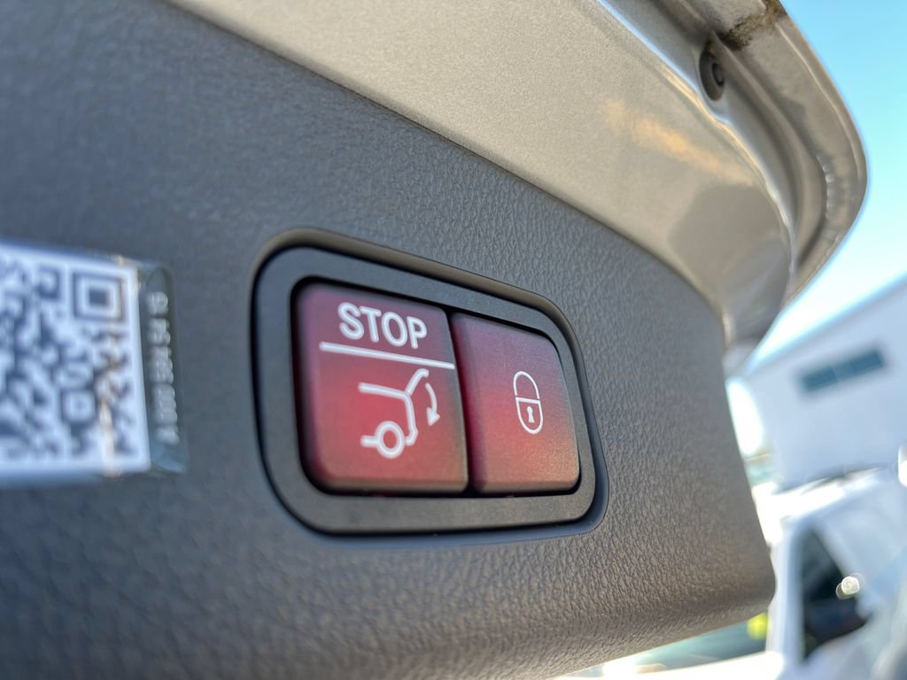 Certified 2026 Mercedes-Benz GLC 300 4MATIC image 21