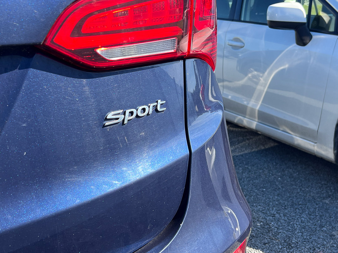 Used 2018 Hyundai Santa Fe Sport FWD image 5