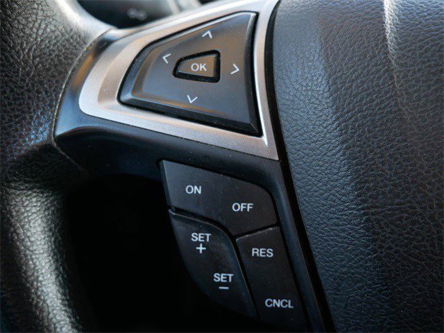 Used 2017 Ford Fusion SE image 25