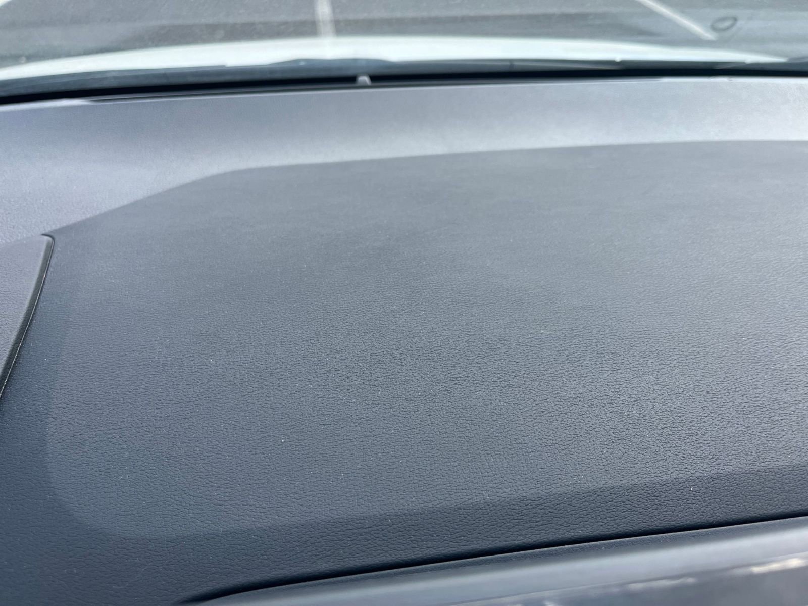 Used 2025 Toyota Corolla LE image 17