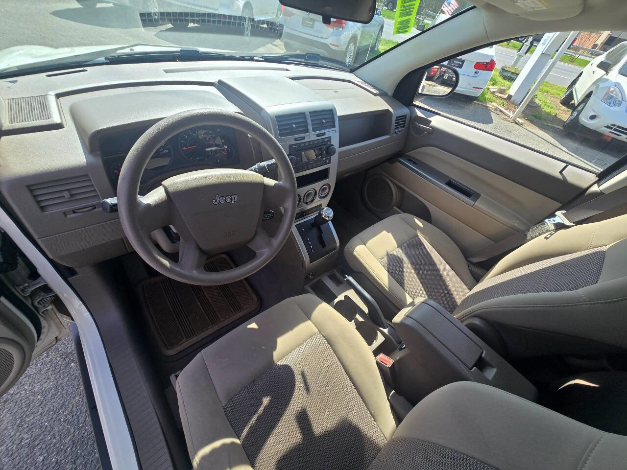 Used 2007 Jeep Compass Sport FWD image 21
