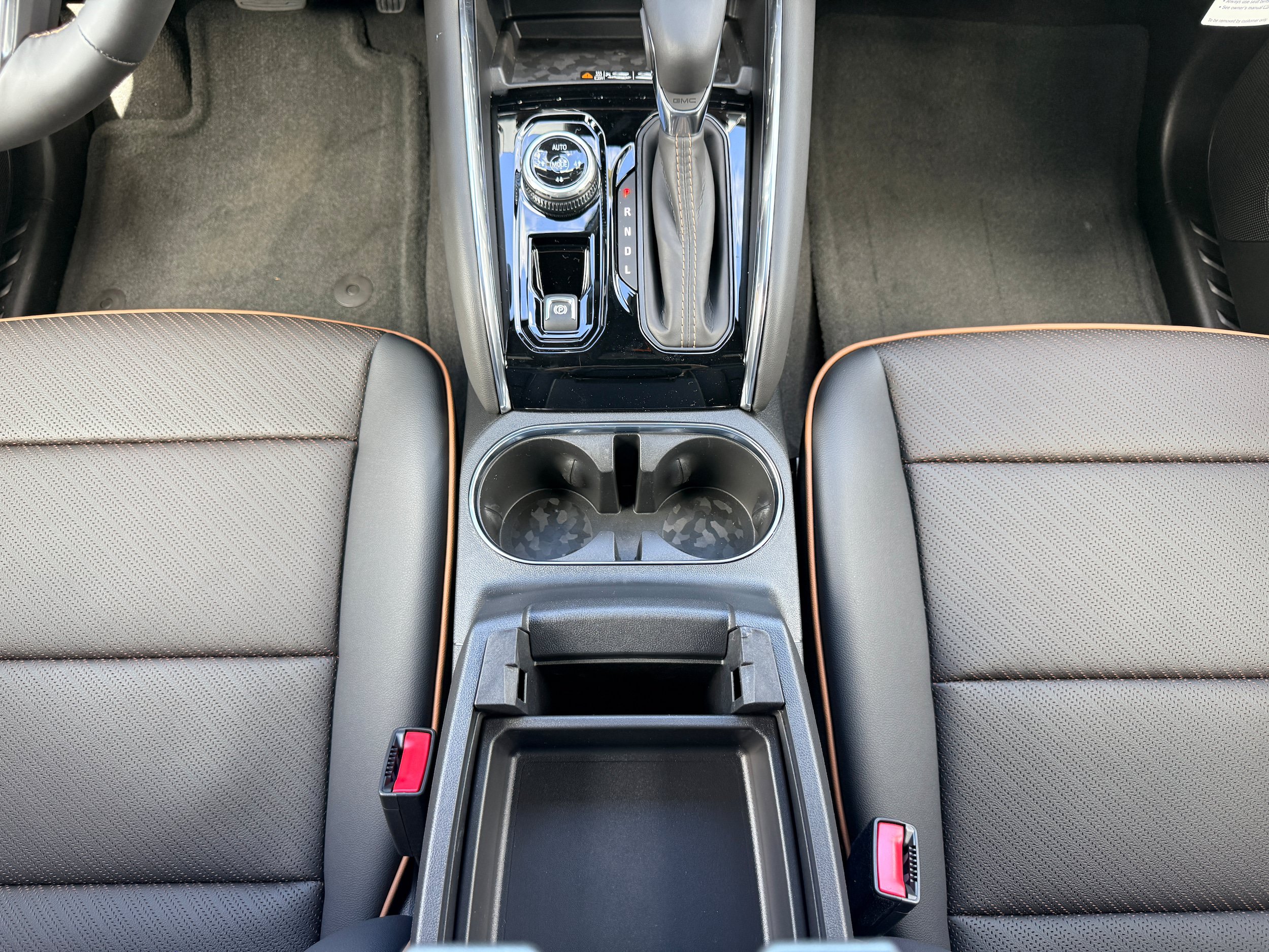 New 2026 GMC Canyon AT4 w/ Technology Plus Package AWD/4WD image 19