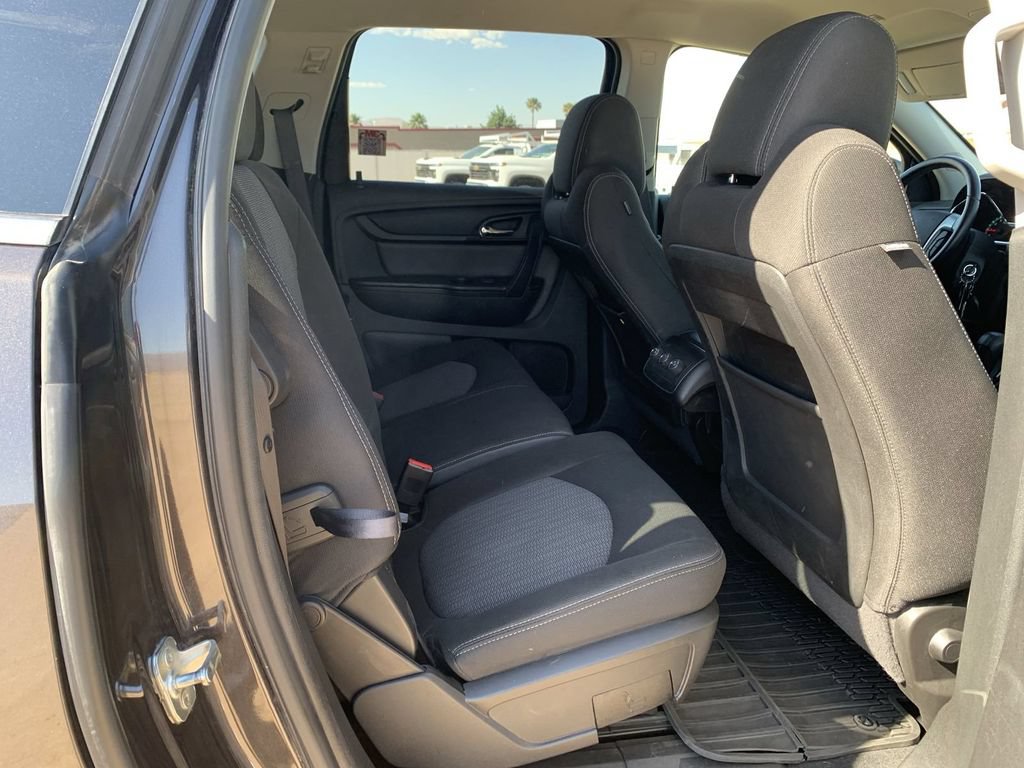 Certified 2017 Chevrolet Traverse LT w/ Style and Technology Package AWD/4WD image 26