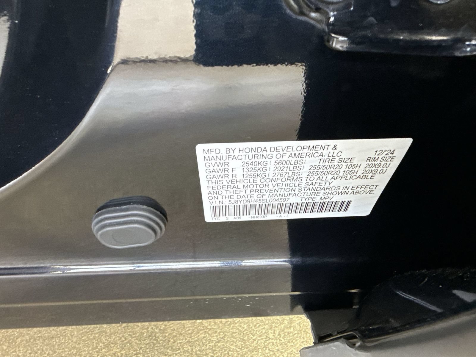 Certified 2025 Acura MDX w/ Technology Package FWD image 39