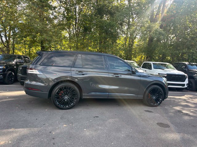 Used 2022 Lincoln Aviator Black Label w/ Dynamic Handling Package AWD/4WD image 17