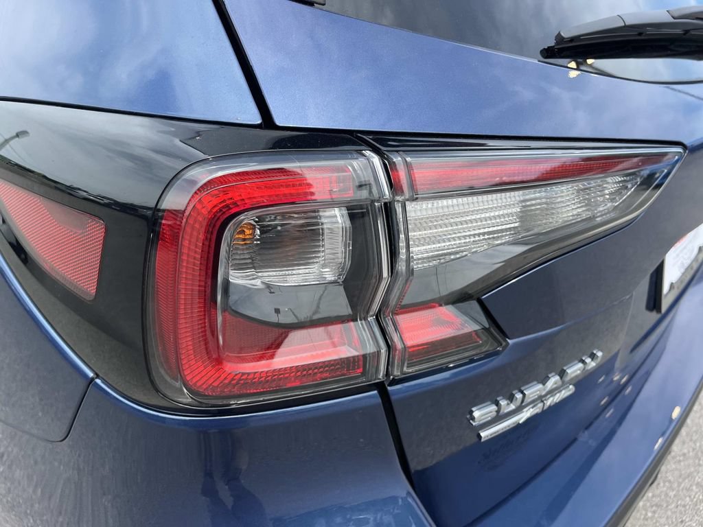 Used 2022 Subaru Outback Premium AWD/4WD image 10