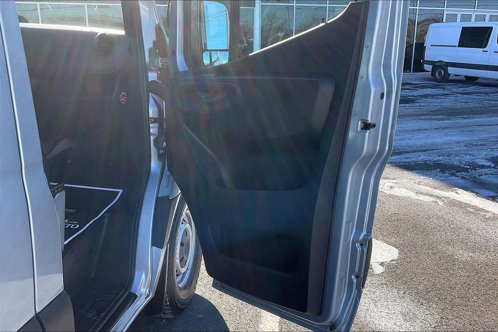 Used 2025 Mercedes-Benz Sprinter 2500 image 16