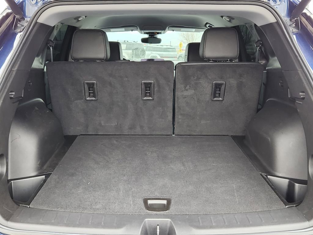 Used 2023 Chevrolet Blazer LT w/ LPO, Black Grille Bar Package image 12