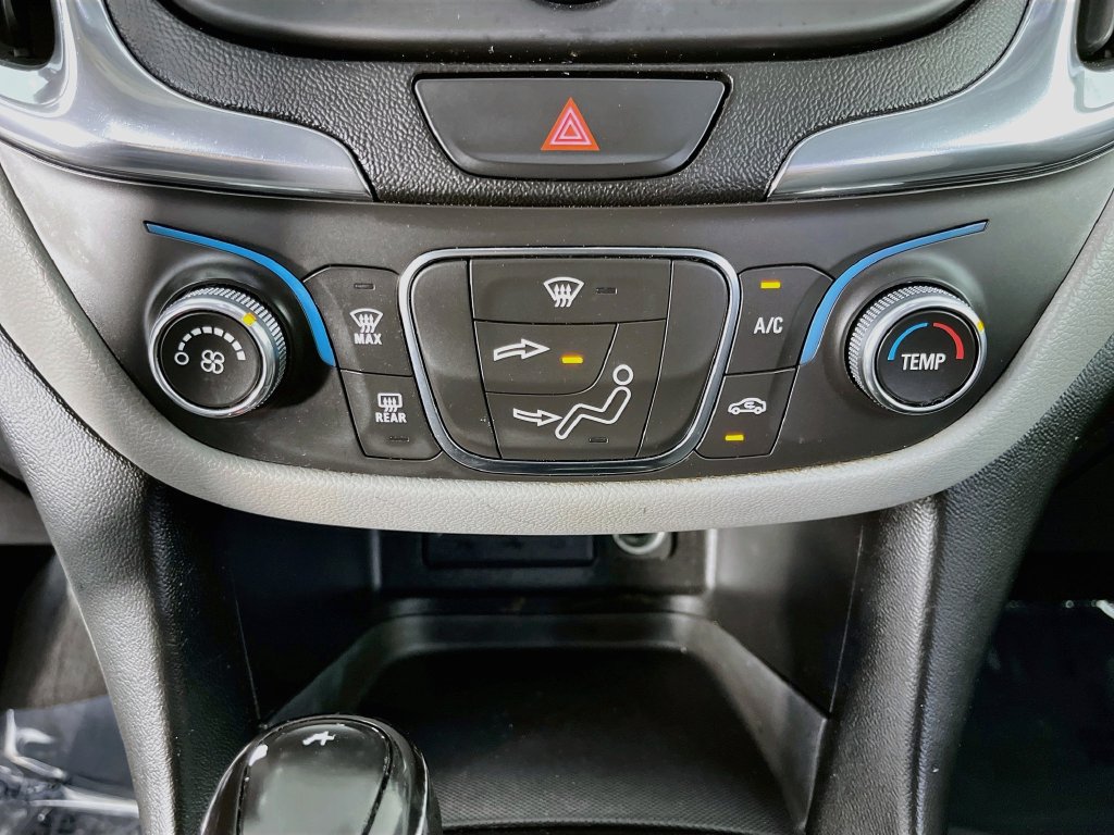 Used 2019 Chevrolet Equinox LS FWD image 20