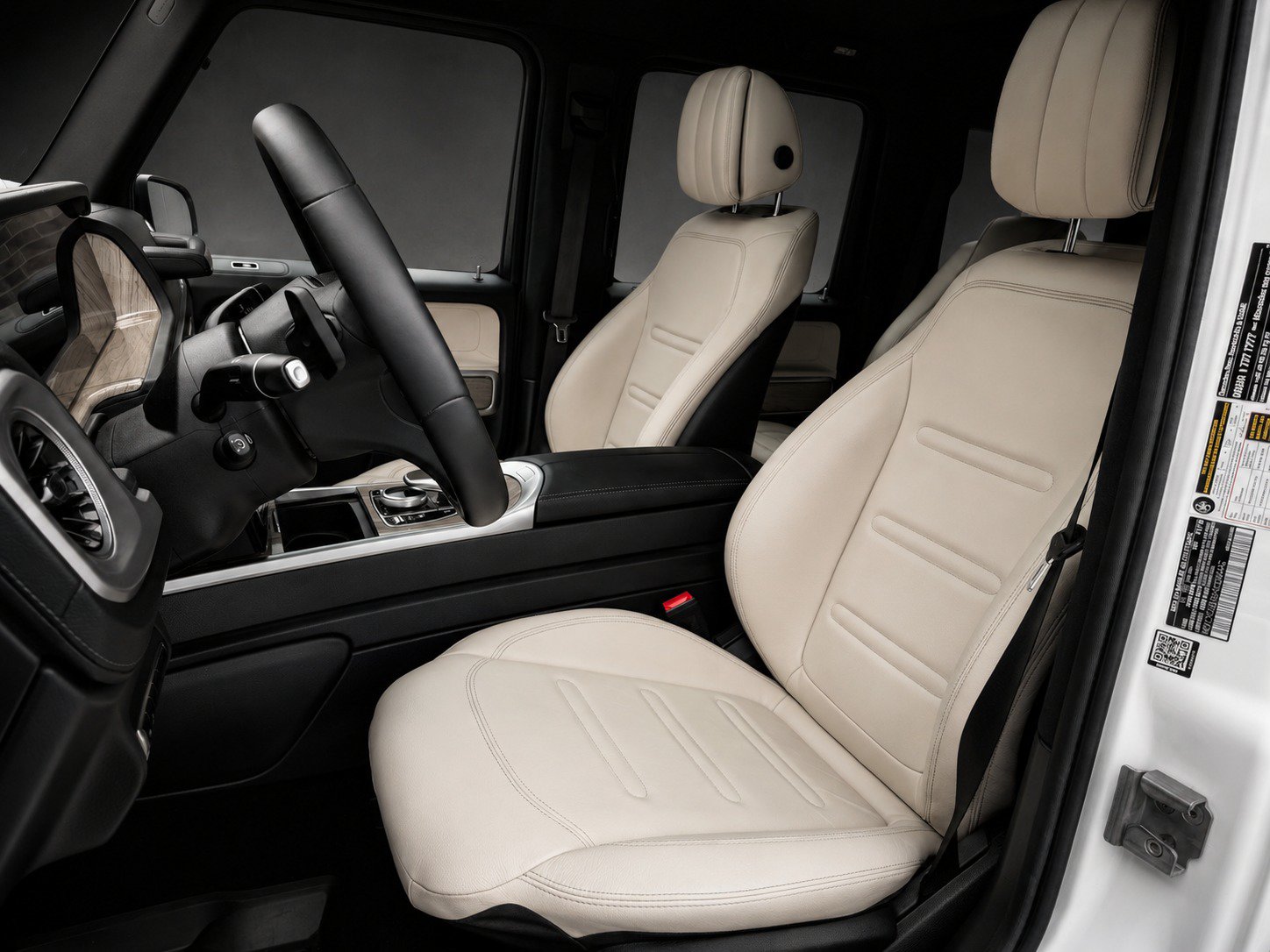 Used 2019 Mercedes-Benz G 550 image 2