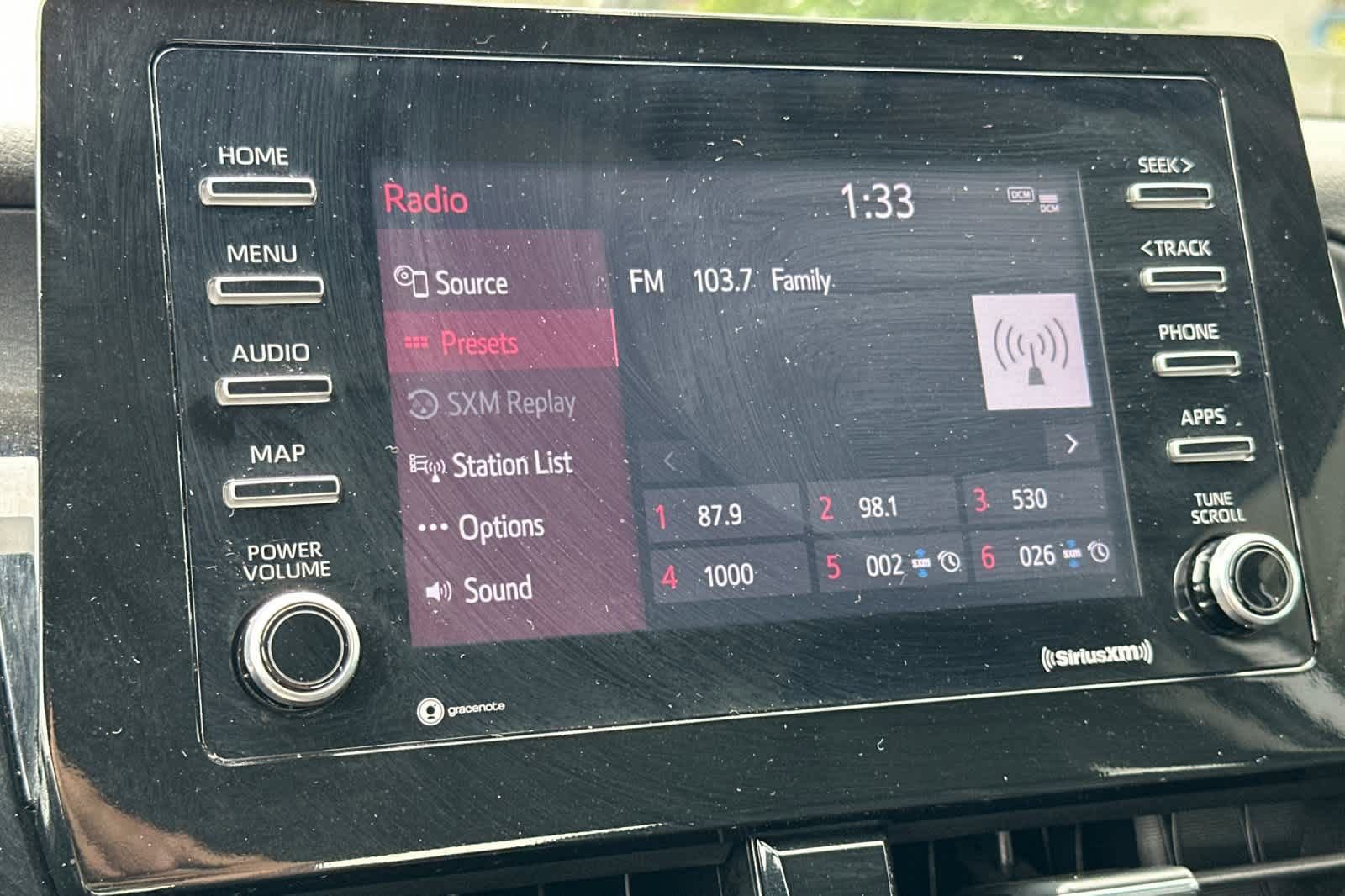 Used 2023 Toyota Camry SE image 18