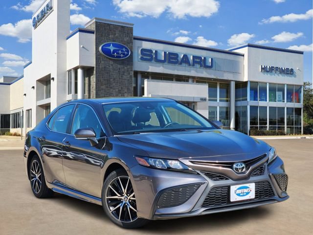 Used 2023 Toyota Camry SE