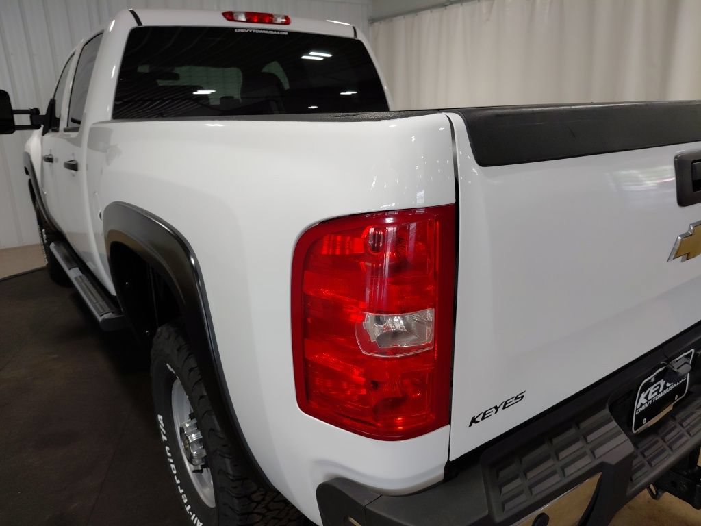 Used 2008 Chevrolet Silverado 2500 W/T AWD/4WD image 16