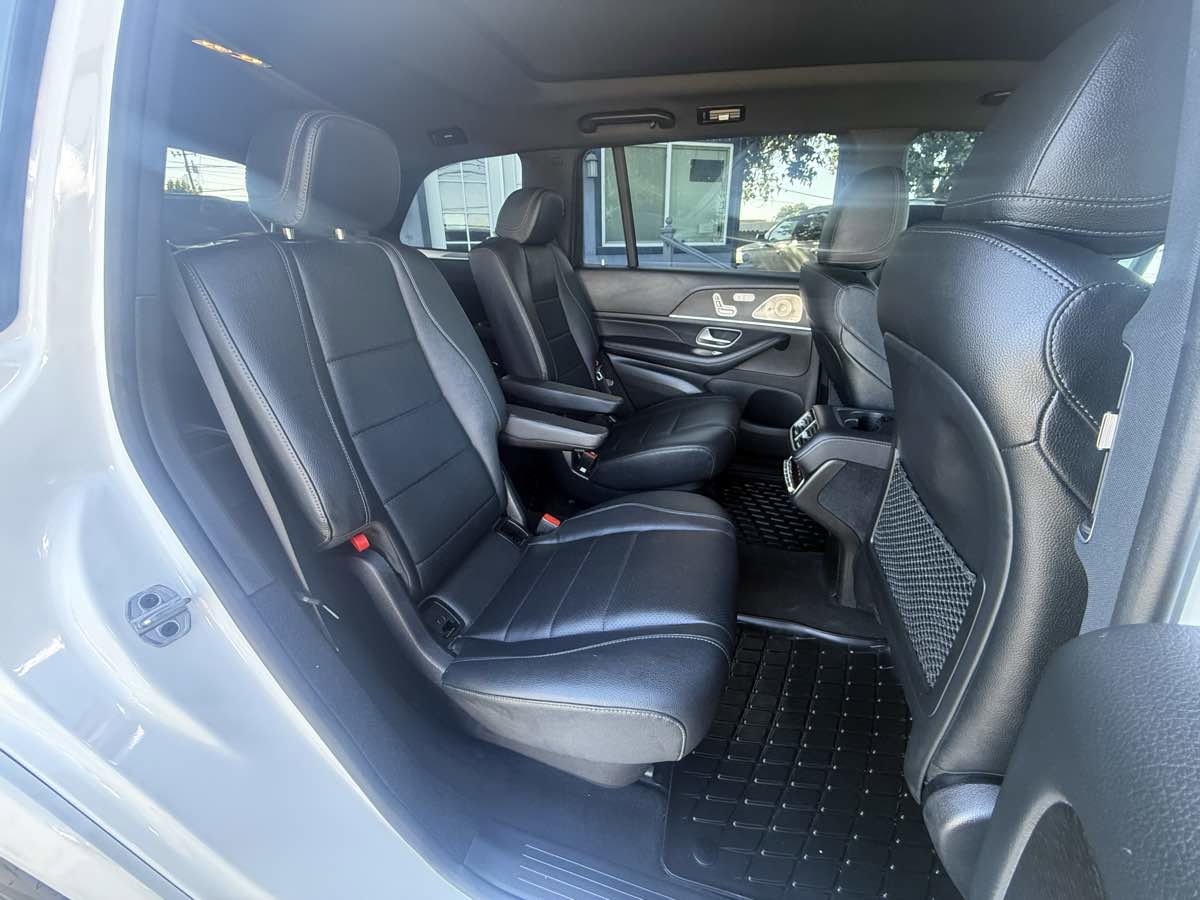 Used 2022 Mercedes-Benz GLS 450 4MATIC image 20