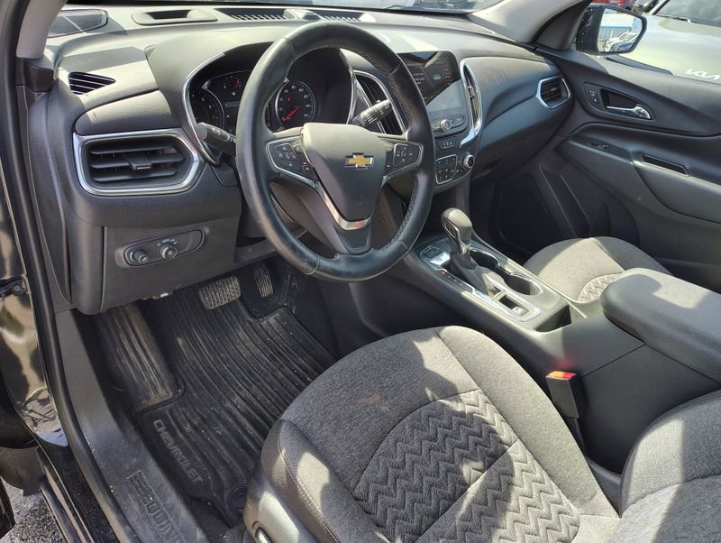 Used 2024 Chevrolet Equinox LT AWD/4WD image 10